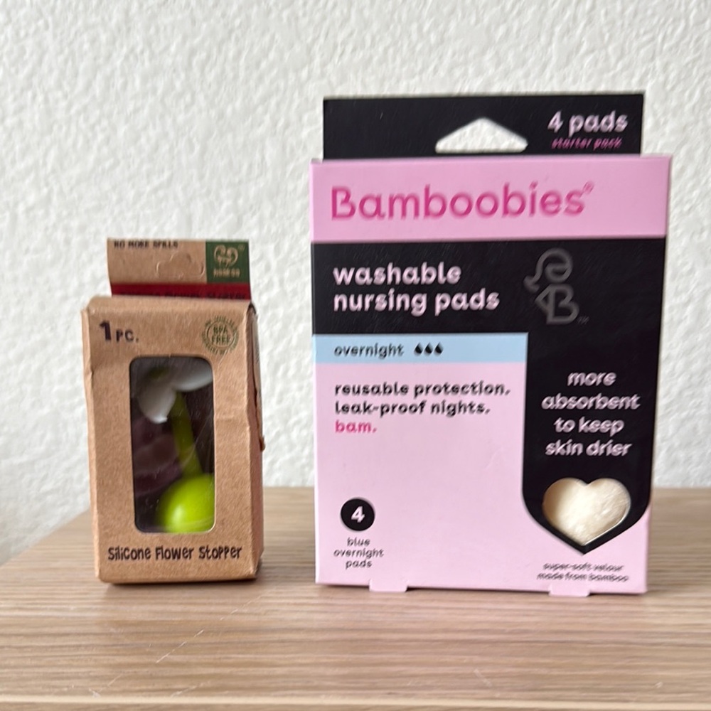 Bamboobies Washable Nursing Pads and Silicone Flower Storer